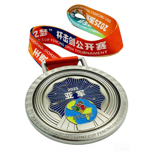 Médaille de marathon en forme de puzzle emboîtable avec thème Amour et Croix, en alliage de zinc électroplaqué, ajustement personnalisé, couleur personnalisée moderne - Product Image 1