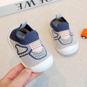 <span class=keywords><strong>Scarpe</strong></span> da passeggio per neonati con suola morbida antiscivolo, <span class=keywords><strong>scarpe</strong></span> primaverili <span class=keywords><strong>e</strong></span> autunnali con staffa, <span class=keywords><strong>scarpe</strong></span> <span class=keywords><strong>e</strong></span> calzini per bambini da 1 a 3 anni - Product Image 3