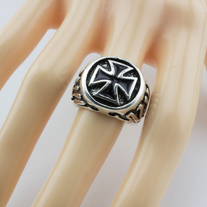Nuovo Design Anello a Croce Gioielli Bicolore Croce di Lorraine Anello dei Cavalieri Templari Anello con Sigillo per Uomo <span class=keywords><strong>Gioielleria</strong></span> - Product Image 6