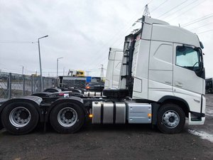 Nouveau pour <span class=keywords><strong>FH</strong></span> 6x4 Euro 6 Camion automatique diesel à direction gauche avec> 450hp et capacité de charge 31-40T - Product Image 6