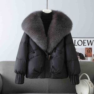 Vestes d'hiver pour femmes matelassées imperméables écologiques coupe-vent de haute qualité - Product Image 3