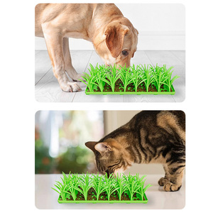 Hund Slow Feeder Silikon Schnupftabak Matte Anti-Choking Cat Slip Lick Pad mit Saugnapf Easy Clean Pet Groom ing Produkt Grasform - Product Image 6