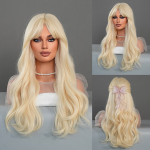 Perruque Cosplay Dorée Très Vendue en Europe et en Amérique, <span class=keywords><strong>Cheveux</strong></span> Longs Bouclés avec <span class=keywords><strong>Frange</strong></span> en Forme de Huit, Synthétique de Haute Qualité - Product Image 2
