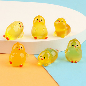 Bestseller : Breloques décoratives lumineuses en résine 3D en forme de poulet dodu, accessoires en colle crème tridimensionnelle, personnalisables - Product Image 3