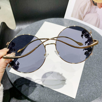Lunettes de soleil de luxe personnalisées UV400 pour unisexe, verres dégradés avec monture en alliage sans bordure ornée de diamants, couleur bleu-gris