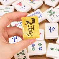 Nouveau style : Jeu de Mahjong en acrylique édition limitée Année du Cheval, tuiles lisses à mélanger à la main pour les jeux de société familiaux et de loisirs