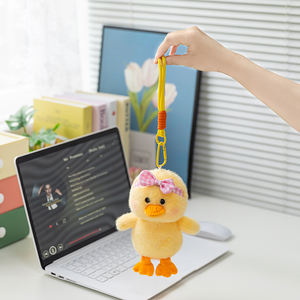 Nouveau <span class=keywords><strong>petit</strong></span> canard jaune mignon en peluche, porte-clés, breloque <span class=keywords><strong>de</strong></span> sac, pendentif <span class=keywords><strong>poussin</strong></span>, jouet en peluche pour machine à griffes - Product Image 5