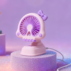 Ventilateur de bureau LingPan Skull 7-9,9 pouces alimenté par USB avec lumière et commande mécanique pour le refroidissement de la chambre des enfants - Product Image 4