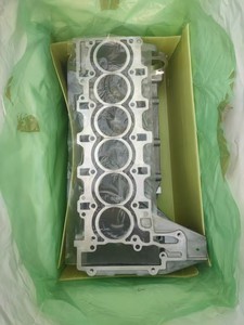 Originale per BMW N55 blocco cilindri N55B30 nuova sezione motore inferiore di alta qualità - Product Image 2