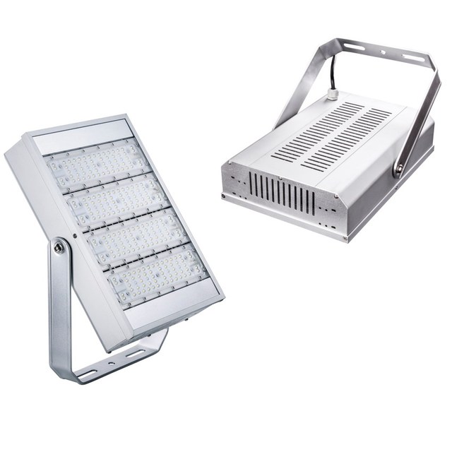 Outdoor LED Floodlight 160W IP66 L70>100000 Hrs SMD 130~165lm/w