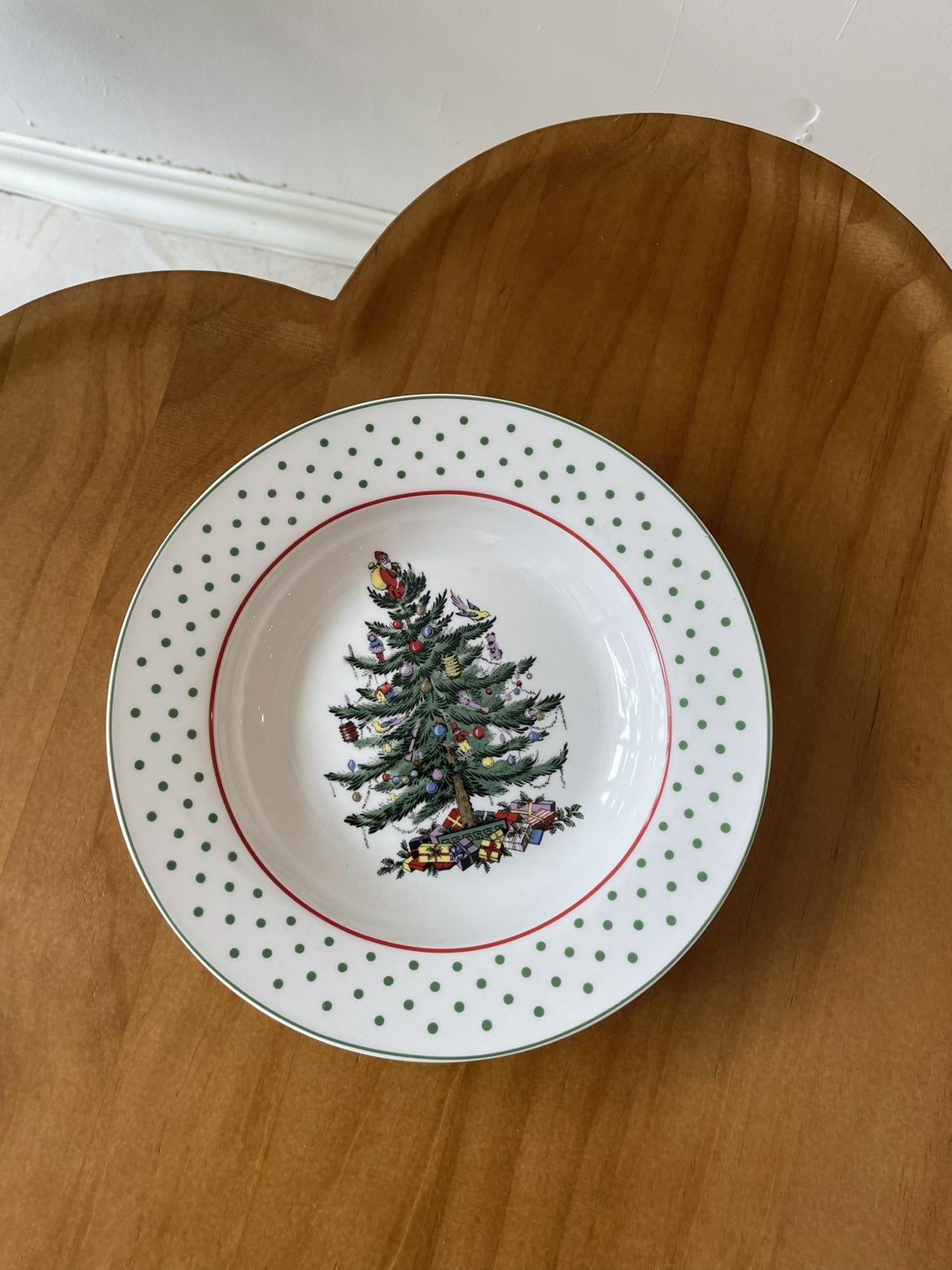 9 inch deep plate 23cm high 4cm