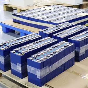 Batería LiFePO4 <span class=keywords><strong>de</strong></span> Grado A+ EV 280Ah 302Ah 314Ah 3.2V con 8000 Ciclos <span class=keywords><strong>de</strong></span> <span class=keywords><strong>Vida</strong></span> Útil para Carritos <span class=keywords><strong>de</strong></span> Golf y Sistemas <span class=keywords><strong>de</strong></span> Energía Doméstica, en Stock en Almacén <span class=keywords><strong>de</strong></span> Polonia (UE) - Product Image 1