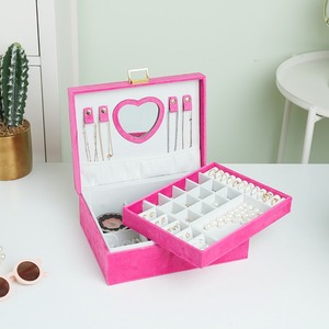 New Design Large-Capacity Multi-Layer Velvet Rectangle Jewelry <b>Box</b> Buckle Closure for Earring Ring Storage <b>Heart</b>-<b>Shaped</b> - Product Image 4