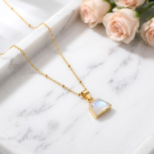 <b>Top</b> Best Selling Natural Blue Fire <b>rainbow</b> Moonstone Pendant Necklace 18k Gold Plated Fancy Shape Beaded Chain Healing Necklace - Product Image 4