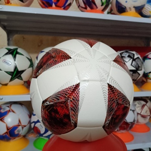 Balón de Fútbol Oficial para Partidos, Tamaños 4 y 5, Hecho de PU/PVC con Unión Térmica, Venta al Por Mayor para Entrenamiento Deportivo - Product Image 6