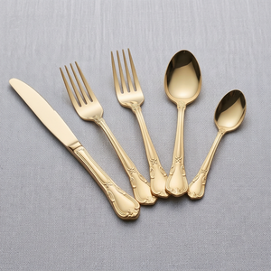 Ensemble de couverts élégants plaqués or avec finition miroir haute brillance, compatibles lave-vaisselle, pour les dîners de mariage - Product Image 1