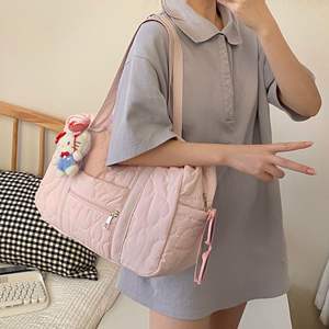 Nueva Bolsa de Viaje con Estampado de Corazones para Mamá, Ligera, Bandolera, de Gran Capacidad, con Funda para Equipaje - Product Image 6