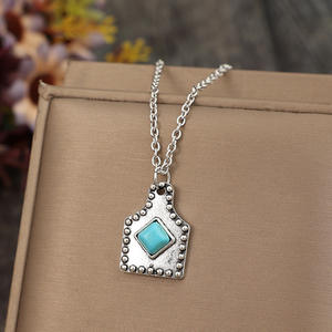 Collar de marca de etiqueta de oreja de joyería del sudoeste de piedras preciosas turquesas de 2cm, etiqueta de oreja de vaca pequeña con gargantilla grabada de animales de granja - Product Image 3