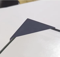 Usine vente en plastique verre Table étagère coin gardes noir Triangle PP matériel bord protecteur bébé épreuvage coin couvre