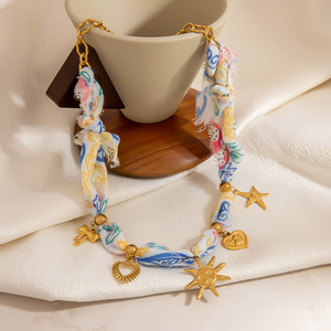 Collar de tela colorido con colgante de sol, estrella y corazón de aleación de zinc para uso diario para mujeres. - Product Image 2