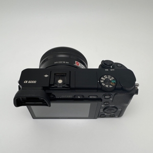 Cámara <span class=keywords><strong>Sony</strong></span> <span class=keywords><strong>A6000</strong></span> sin Espejo Usada con Lente de 16-50 mm, Sensor CMOS de 24MP, Video de 1080p, 1 Año de Garantía - Product Image 4