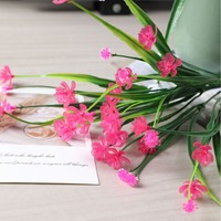 Fleur artificielle en plastique à sept têtes, style herbe de printemps, pour décoration intérieure, résistante aux hautes températures, Noël