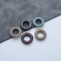 Œillets métalliques d'usine personnalisables de différentes tailles en laiton et en acier inoxydable œillets de vêtement placage OEM pour vêtements et rideaux