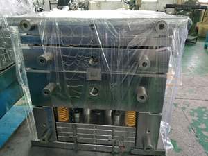 قالب حقن بلاستيكي عالي الجودة لقطع غيار السيارات من مصنع صيني، قالب زر بلاستيكي للسيارات لموديل ماكلارين الجديد - Product Image 6