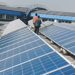 Outils de nettoyage télescopiques pour panneaux solaires, solution optimale pour le nettoyage des panneaux solaires, équipement robotique pour les entreprises de nettoyage de panneaux solaires - Product Image 4