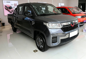 Wuling Zhengtu 2021 1.5L LAR Base Pickup Truck 5MT 2m Cargo Box 5 Seats Gasoline Mini Pickup for Business - Product Image 5