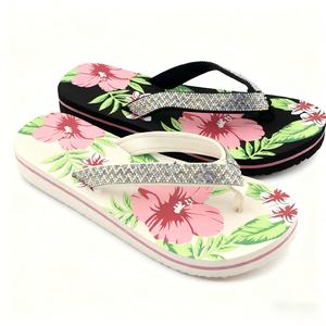 Sandales compensées personnalisées à imprimé floral tropical pour femme, avec strass et semelle épaisse, tongs de plage pour l'été, OEM - Product Image 3