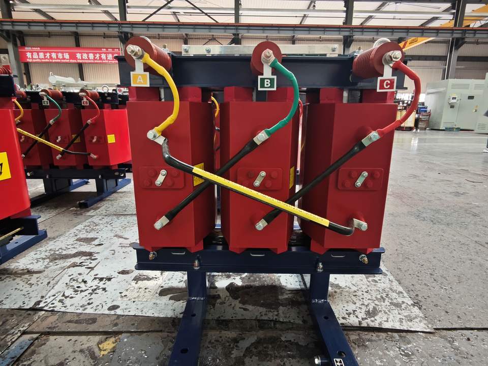 Three Phase 630kVA 35kV Dry Type Transformer 100% Copper ClassHUADING ...