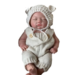 OtardDolls Poupée bébé reborn en silicone de 18 pouces, jouet souple et extensible pour adolescents de 7 à 14 ans - Product Image 5