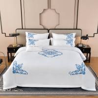 Ensemble de literie en coton brodé bleu classique ultra doux avec logo personnalisé, linge de lit de luxe pour hôtel, villa
