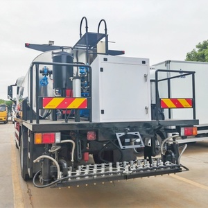 Camión Distribuidor de Asfalto ISUZU GIGA, Capacidad del Tanque de 12000L, Distribuidor de Betún en Venta - Product Image 5