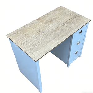 Escritorio Gerencial Moderno Blanco de 3 Cajones con Almacenamiento para Uso Comercial en Oficina - Escritorio de Computadora Duradero con Cajones de Madera - Product Image 3