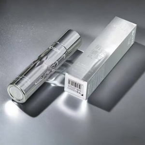 Émulsion faciale éclaircissante à la nicotinamide, lotion hydratante anti-rides pour le visage - Product Image 1