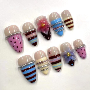 Faux Ongles Colorés Lignes Vibrantes d'Été, Fournisseur en Gros, Meilleures Ventes, Motif Fleur Y2K, Pré-faits, 3D, Amande, Gel, à Presser - Product Image 1