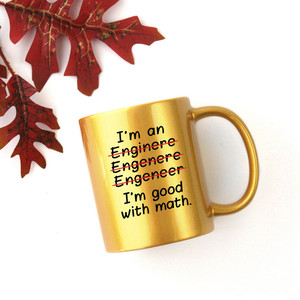 Soy ingeniero, soy bueno en matemáticas, taza de oro y plata - Product Image 2