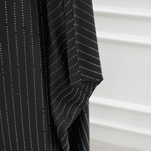 Abaya Islamica di Lusso Dubai all'Ingrosso, Vestito Musulmano con Farfalle, Elegante Abito Modesto con Strass per Eid 2025 - Product Image 6