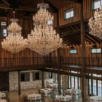 Grand lustre d'escalier K9 éclairage de foyer en verre de Murano de luxe avec télécommande lustre en cristal pour restaurant en gros