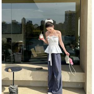 Ensemble chemisier à col rond et pantalon droit blanc, échantillon disponible, sans manches, mélange de coton + tissage teint en fil - Product Image 5