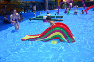 Venta al por mayor de fábrica Tongxin marca parque temático al aire libre <span class=keywords><strong>Splash</strong></span> Pad equipo fibra de vidrio rociador de agua certificado CE precios competitivos - Product Image 2