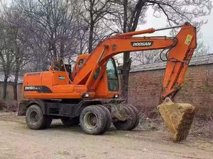 Excavadora Usada Barata DH210 Original de Corea, Motor Doosan 150w-7, 13520 kg, 103 kW, Alta Calidad - Product Image 3
