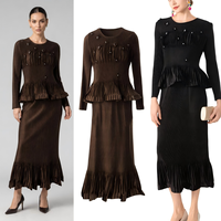 Ensemble deux pièces plissé Miyake pour femme, haut peplum et jupe longue plissée, rose blush, motif chevron, manches cloche, tenue minimaliste, ODM OEM