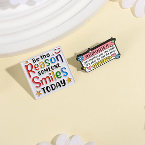 Sming Pins Sea <span class=keywords><strong>la</strong></span> razón por <span class=keywords><strong>la</strong></span> que alguien sonríe hoy Esmalte Pin Salud mental Está bien no estar bien Broche Insignia de solapa Regalos de joyería - Product Image 3
