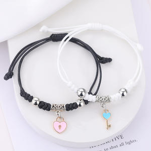 2024 nouveau trèfle lumineux Couple bracelet dames mignon animal chat lune étoile serrure clé pendentif bijoux amitié amant cadeau - Product Image 5