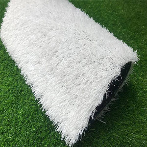 2024 populaire <span class=keywords><strong>pas</strong></span> <span class=keywords><strong>cher</strong></span> prix blanc <span class=keywords><strong>pelouse</strong></span> gazon gazon tapis 25mm blanc gazon artificiel pour l'aménagement paysager - Product Image 4