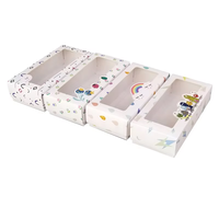 Boîte de rangement en papier artistique avec fenêtre et gaufrage, motif de dessin animé mignon, matériau durable pour le rangement des chaussettes pour enfants et l'emballage de cadeaux