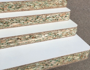 Trung quốc sản xuất bán buôn Trắng grey melamine nhiều lớp ván dăm/ván TSCA Carb keo cho đồ nội thất tủ - Product Image 1